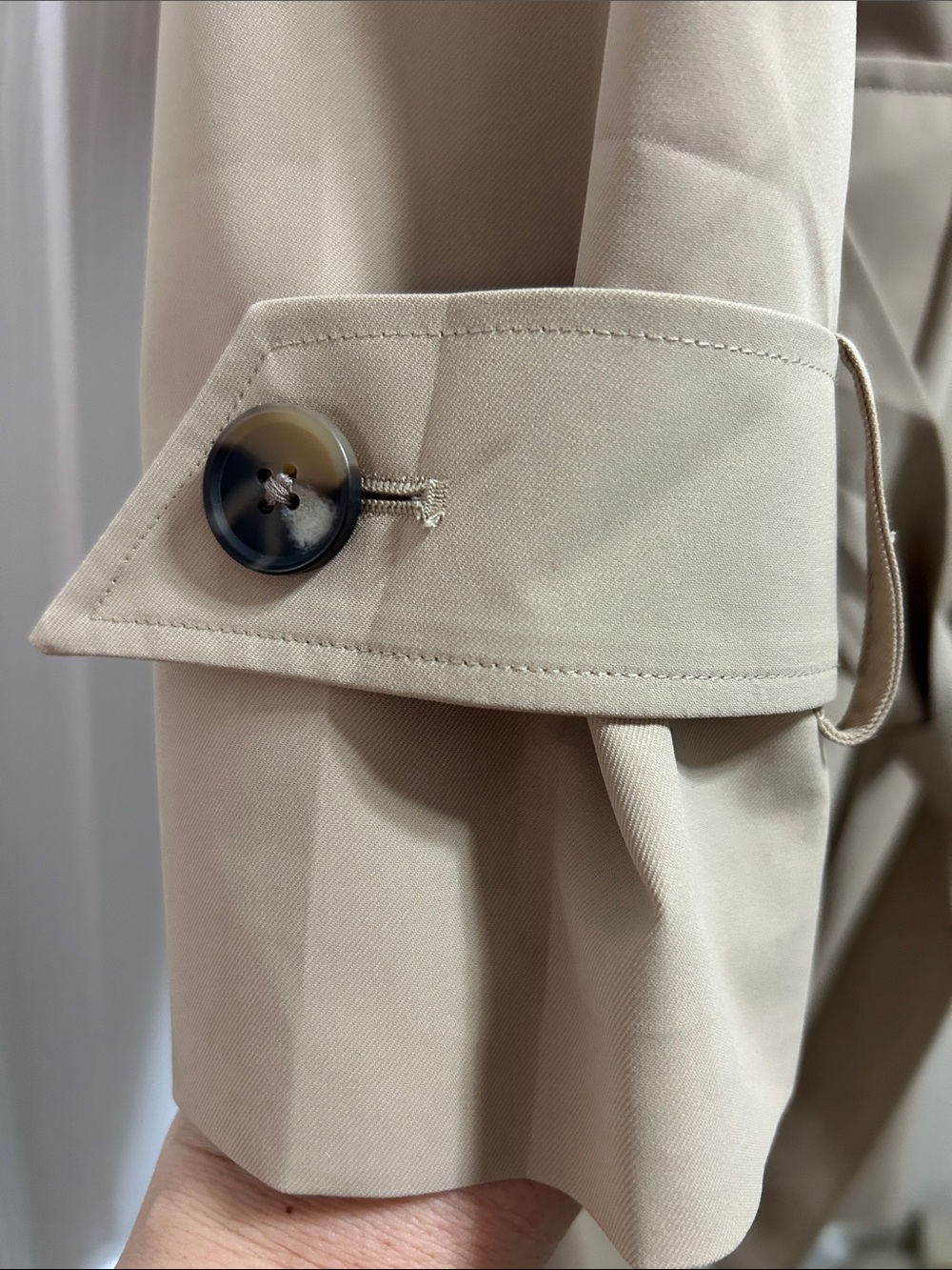 Lands’ End trench coat - Picture 5 of 8